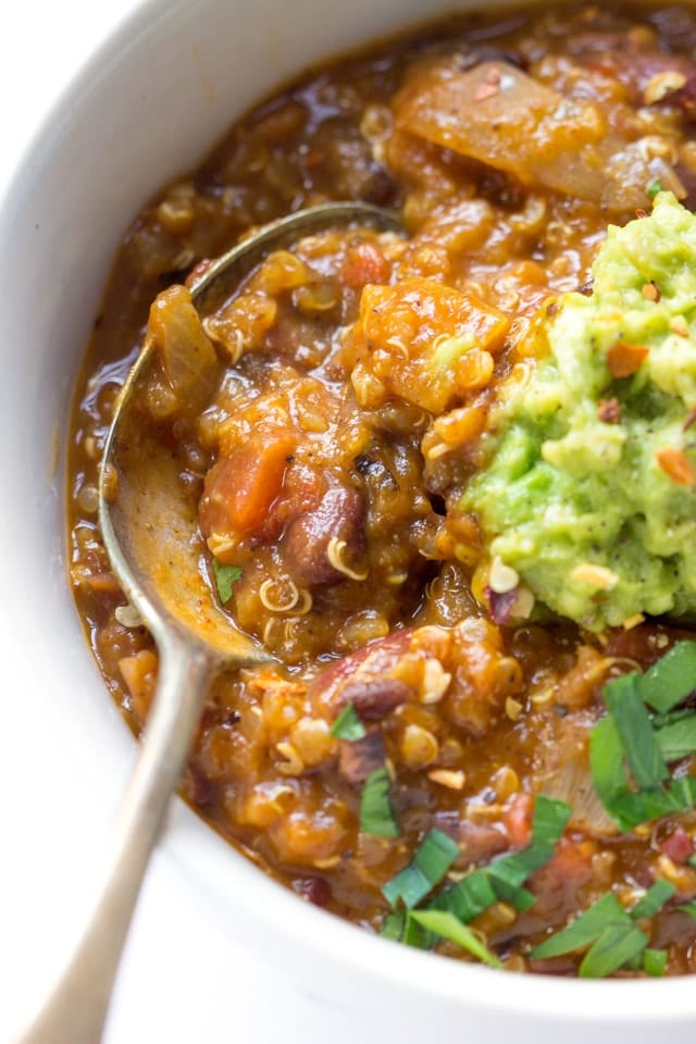 One-Pot Pumpkin Quinoa Chili - Super Healthy Kids